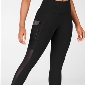 Black Fabletics Legging